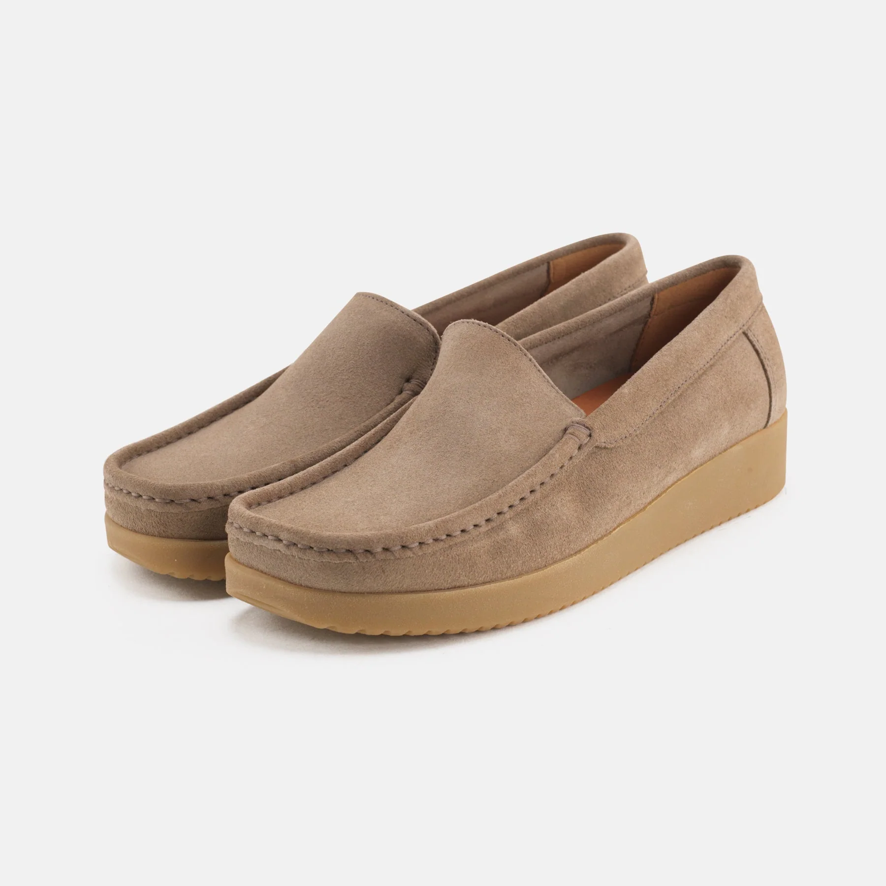 Elin Suede WR w Gum Sole