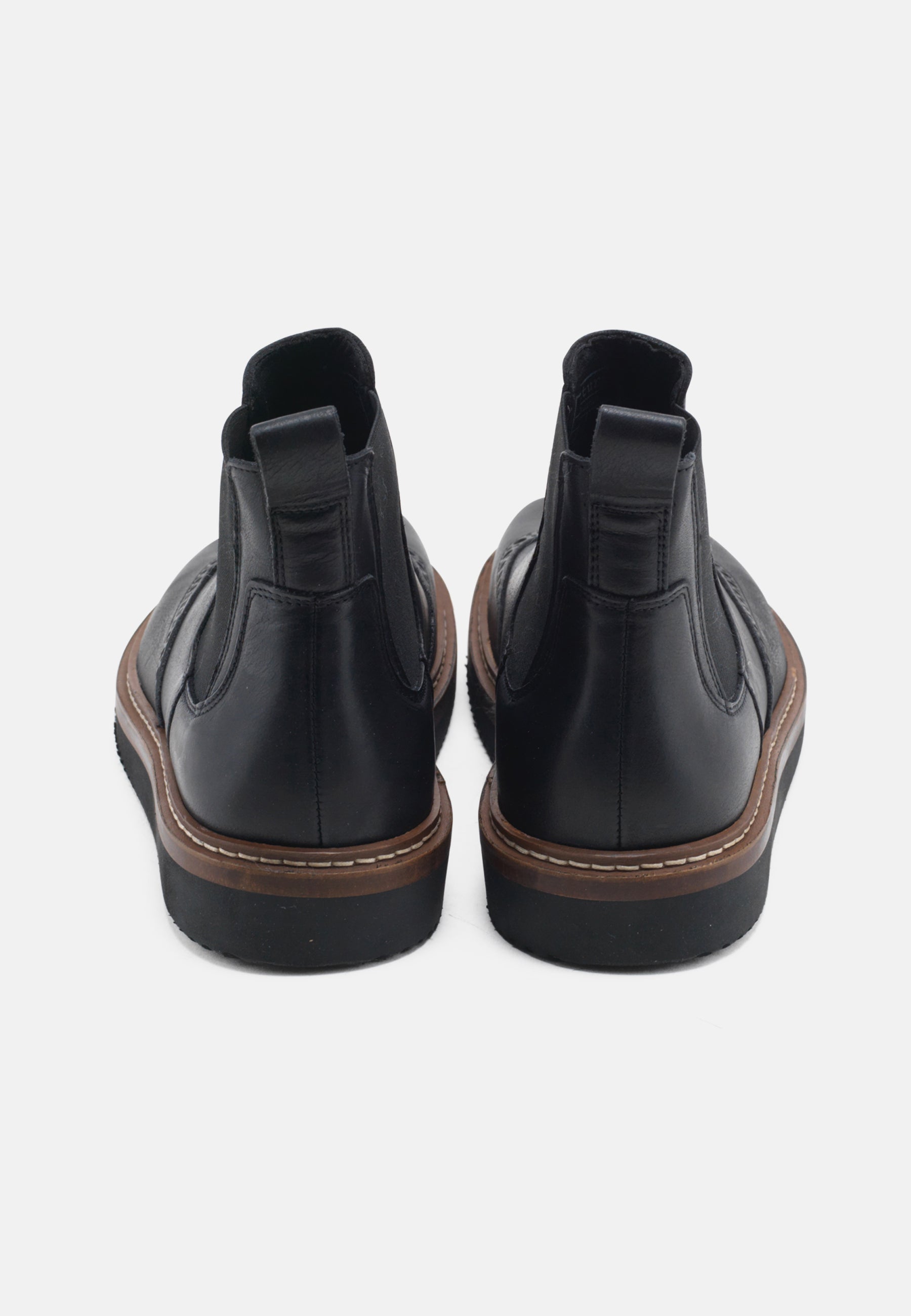Gudrun Waxy Leather - Vegetable Tanned