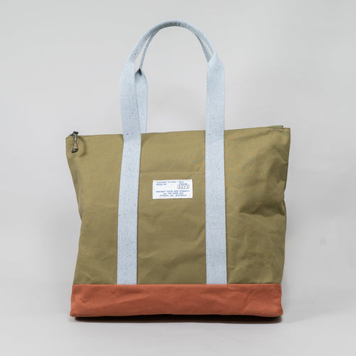 The Standard Travel Tote